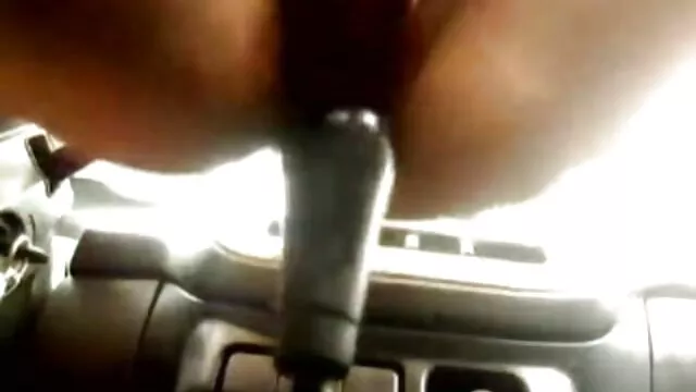دختر بلند و باریک می دانلود فیلم سوپر با کیفیت فول اچ دی شود بر روی زانو های خود را هر دو سوراخ