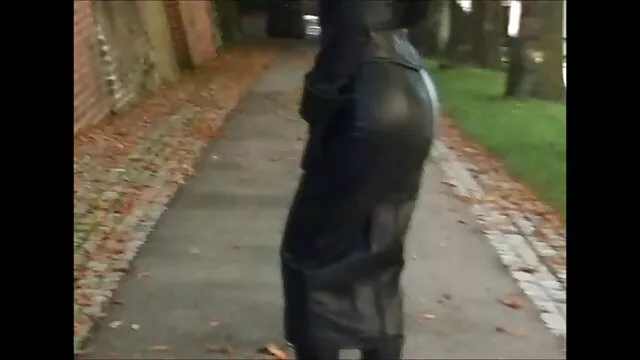 زن و شوهر جمع شده بودند و بلافاصله سینمایی فول سکسی شروع به فاک