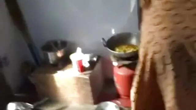 دختر fucks در دانلود فیلم اچ دی سوپر الاغ یک مرد عضلانی سیاه و سفید با یک اسباب بازی